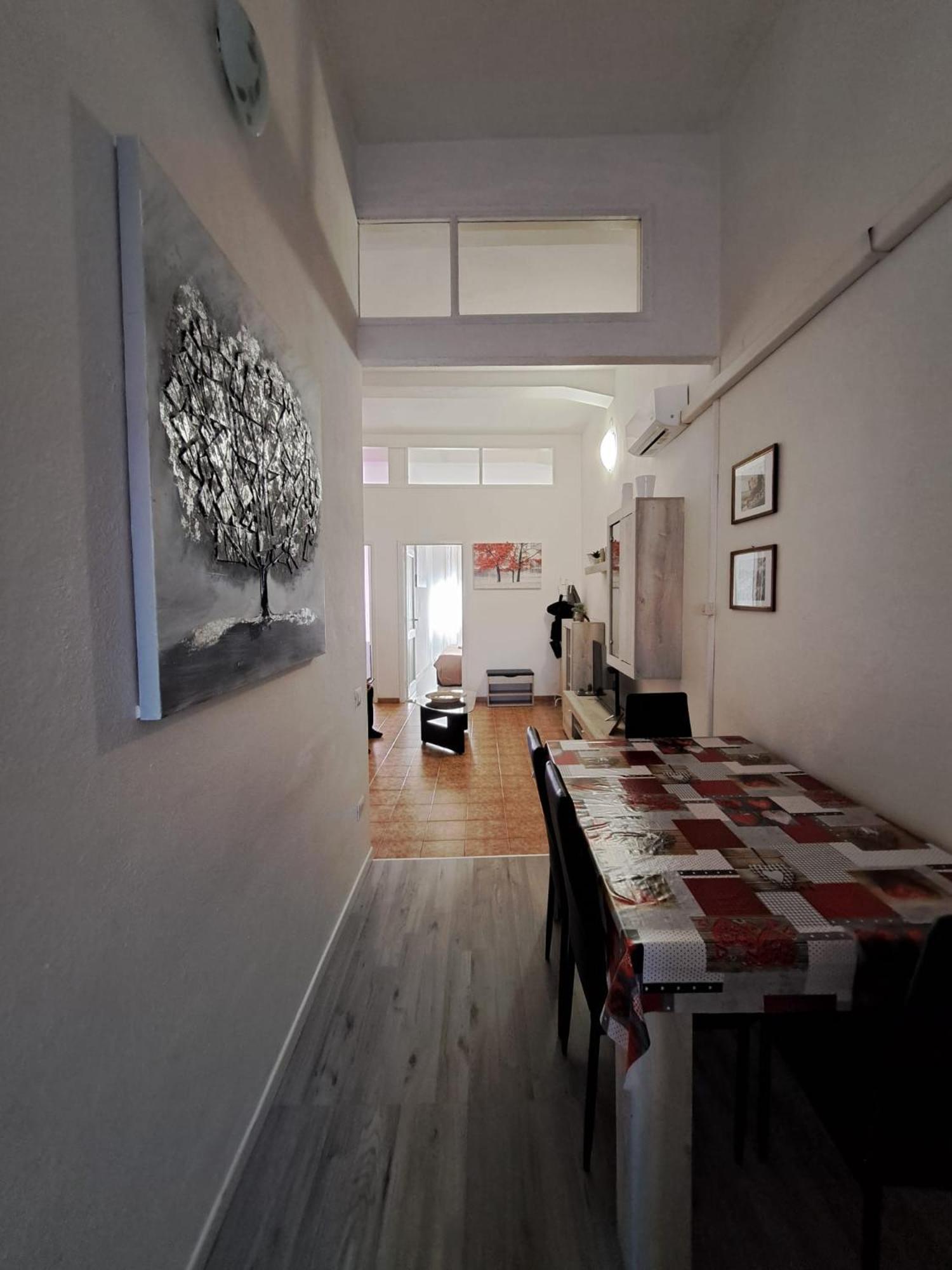 Appartamento Vacanze Cagliari - Via Lanusei Buitenkant foto